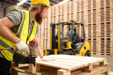 Discover Pallet Sizing Standards, Dimensions, Materials, and Practical Uses