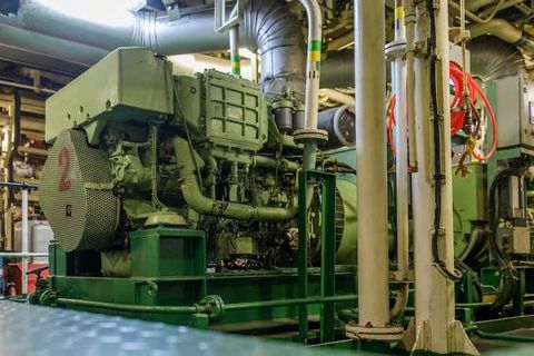 Industrial Gas Turbine Power Generators Basics of Efficiency and Performance