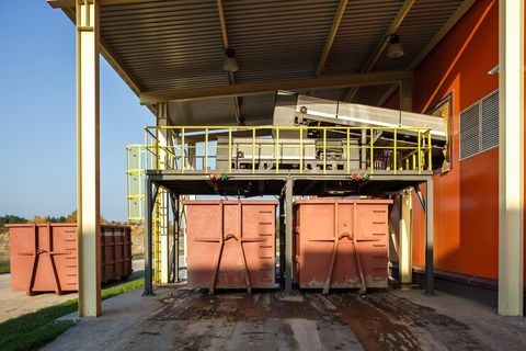 Industrial Container Washing Systems Guide to Cleaning Methods, Equipment, and Processes